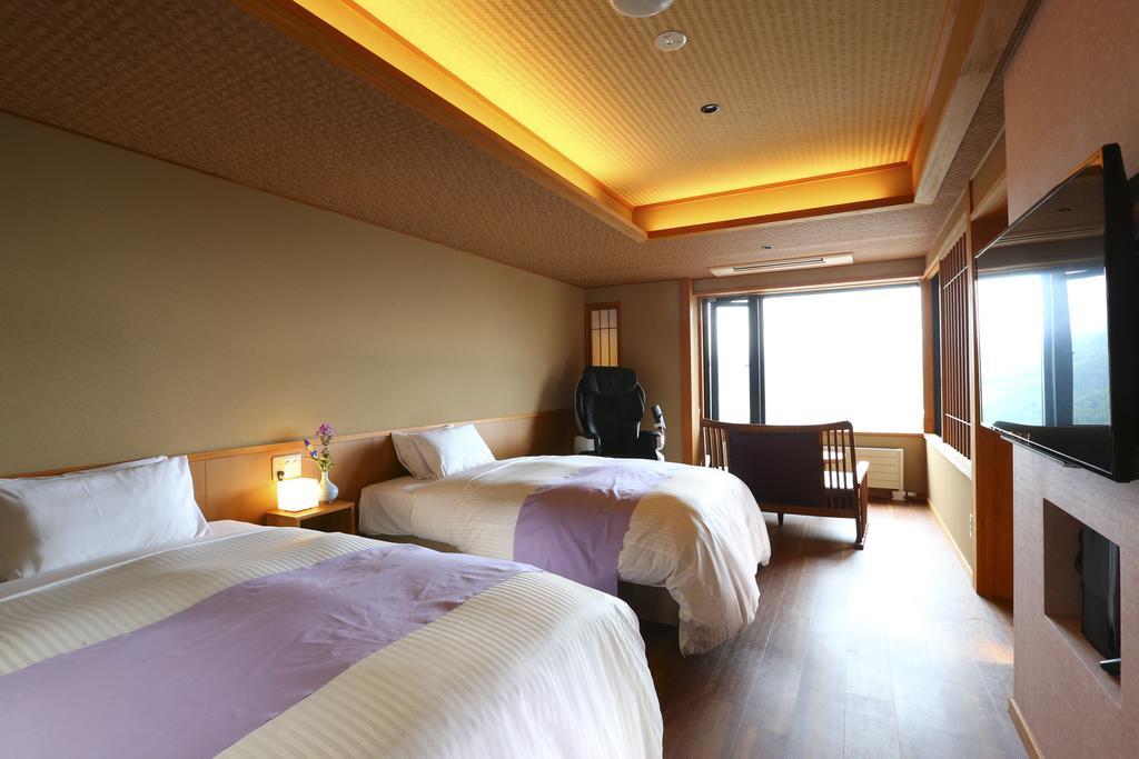 Hotel Higashidate Яманути Экстерьер фото