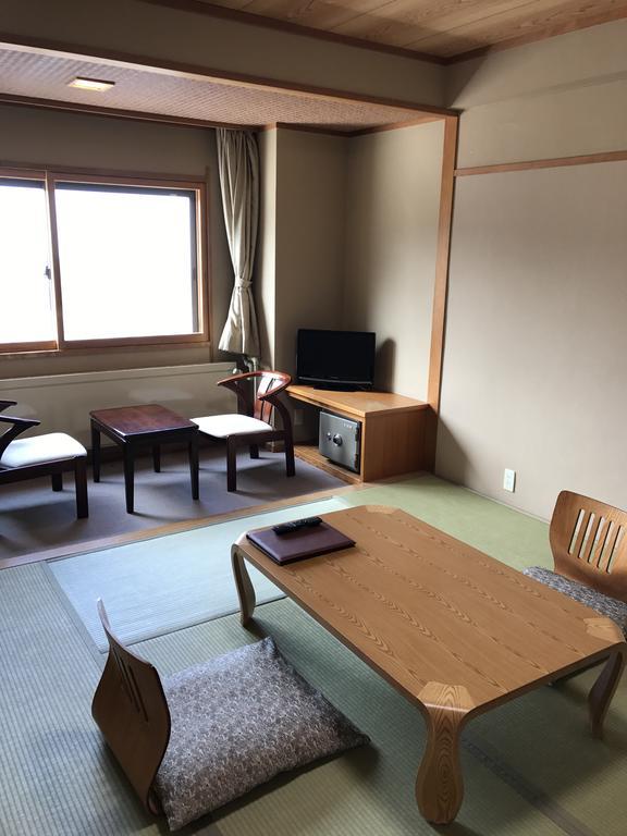 Hotel Higashidate Яманути Экстерьер фото