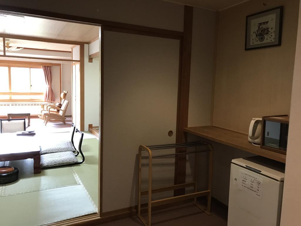 Hotel Higashidate Яманути Экстерьер фото